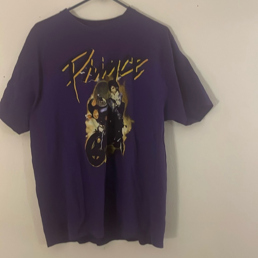 men’s Prince t shirt